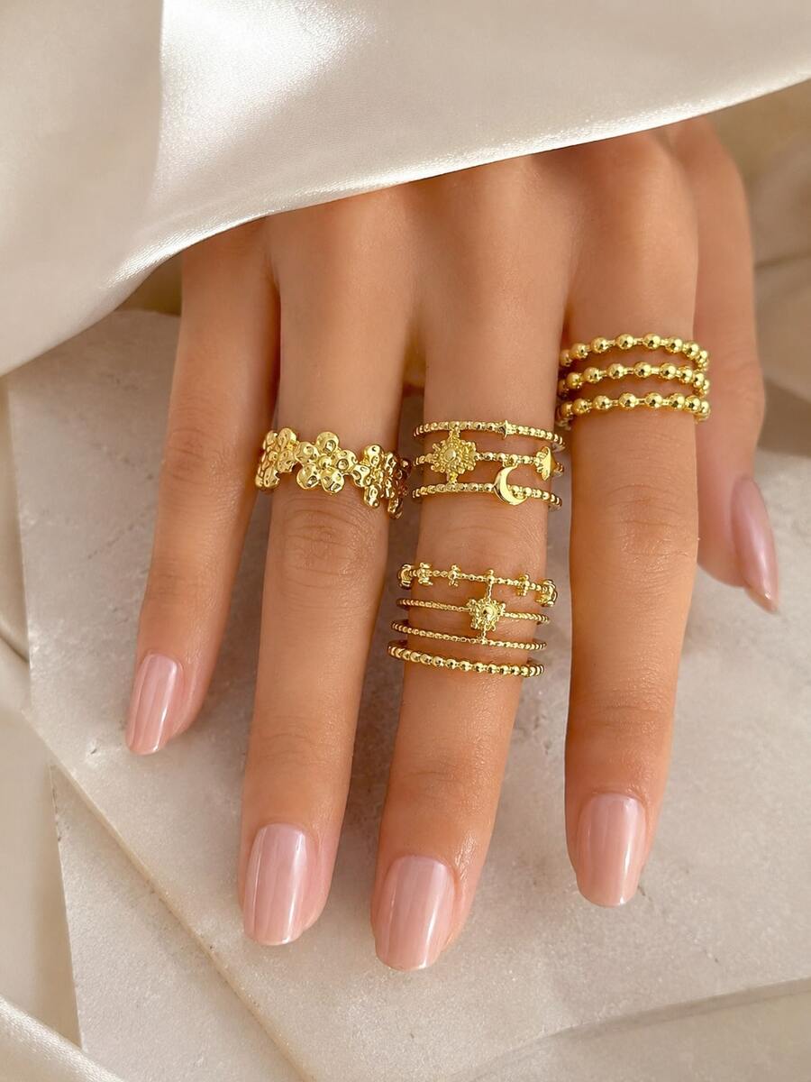 4pcs/Set Fashionable Gold Star & Moon Open Ring Set, Suitable For Daily Wear Or Gift For Friends - Yellow Gold - View 1