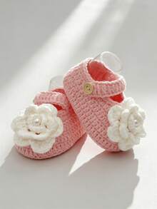 1 Pair Handmade Infant Boots, Green Crochet With White Flower, Button Closure - Baby Pink - View 7