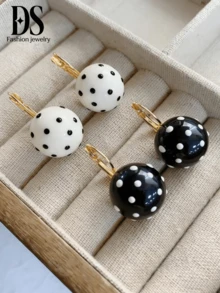 2对/套，或1对黑色和1对白色等，1对简约波点金属圈耳环，适合女性日常通勤佩戴 - 彩色 - 查看 2