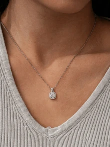 1 pieza Collar con colgante de plata de ley S925 para mujer, colgante de moissanita redonda de 1 quilate, joyería de boda y compromiso, accesorio de joyería adecuado para el uso diario de la mujer - Una pieza - Ver 4