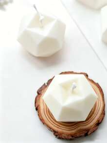 Geometric Aromatherapy Candle, Decorative Ornament, Birthday Candle, Soy Wax, Multi-Faceted Cube Candle, Creative Handmade Aromatherapy Candle, Nordic Style, High-End Home Decor, Wedding Banquet, Gift Candle - Diamond-faced Candles - View 7