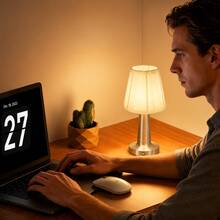 Rechargeable Smart Night Light, USB Charging Port, Touch Switch Control, 3-Color Light Switching, Stepless Dimming, Compact Metal Desk Lamp, Non-Slip Base Design, Suitable For Bedroom/Living Room/Bathroom/Dining Room/Office Multi-Scene Lighting - Desk Lamp - View 5