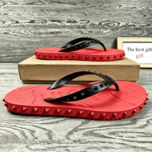 CL"Classic Retro 3D Riveted Red-Bottom Flip-Flops, Couple Beach Flat Toe Sandals, Casual Slip-Resistant Comfortable Flip-Flops - 黑紅雙釘 - 查看 3