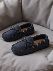Minimalist Cute Children's Flat Driving Loafers With Deep Textured Wear-Resistant Sole - Blue - View 1