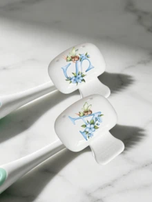Little Elf Blue Letter Toothbrush Holder - Toothbrush Cover, Cute Design Travel And Home Storage Box With Transparent Lid, Protects Toothbrush Head, Compact Portable Design Convenient To Carry, Protects Toothbrush Head, Features Dual Drainage And Ventilation, Suitable For Home, Dorm And Travel Use | Cute Toothbrush Head Storage Box, Suitable For Bathroom Storage, Suitable For Home And Dorm Use, Back To School, Outings, Back To School, Teacher Gift - Multicolor - View 2