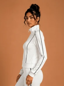 Never me Women's Autumn/Winter Long Sleeve Sports Jacket, Stand Collar, Fitted, Contrast Trim, Zipper Top, Elastic And Comfortable - White - View 4