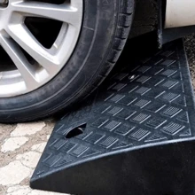 2PCS Kerb Ramps 7cm Height,  Curb Ramp For Cars, Heavy Duty Threshold Ramp For Wheelchairs, Rubber Curb Ram For Driveway, Mobility Scooter/Step,(50x27x7cm) X2 - Black - View 6