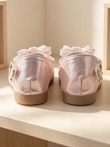 熱銷 3-12 歲女童涼鞋，粉色亮片水鑽、幻彩網布蝴蝶結鹿吊飾珍珠鞋帶，精緻甜美風 - 粉色 - 查看 6