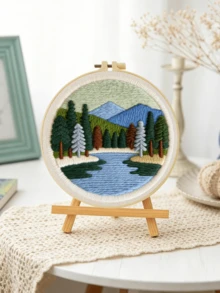 DIY 戳戳繡刺繡套件，適合初學者。包含戳戳針、毛線、指南、刺繡框和預印布料。季節性彩色森林風景圖案。創意手工，適合牆面裝飾和禮物。2D 印刷套裝。20x20cm/7.87in - 20X20CM - 查看 14