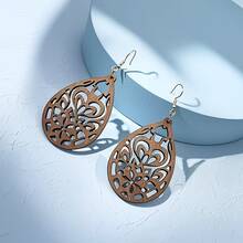 5 Pairs/Set, Multi-Color Geometric Hollow Wooden Teardrop Laser Engraved Women's Earrings, Vintage Elegant, Suitable For Mother's Day. - Gold Hoop Earrings - View 4