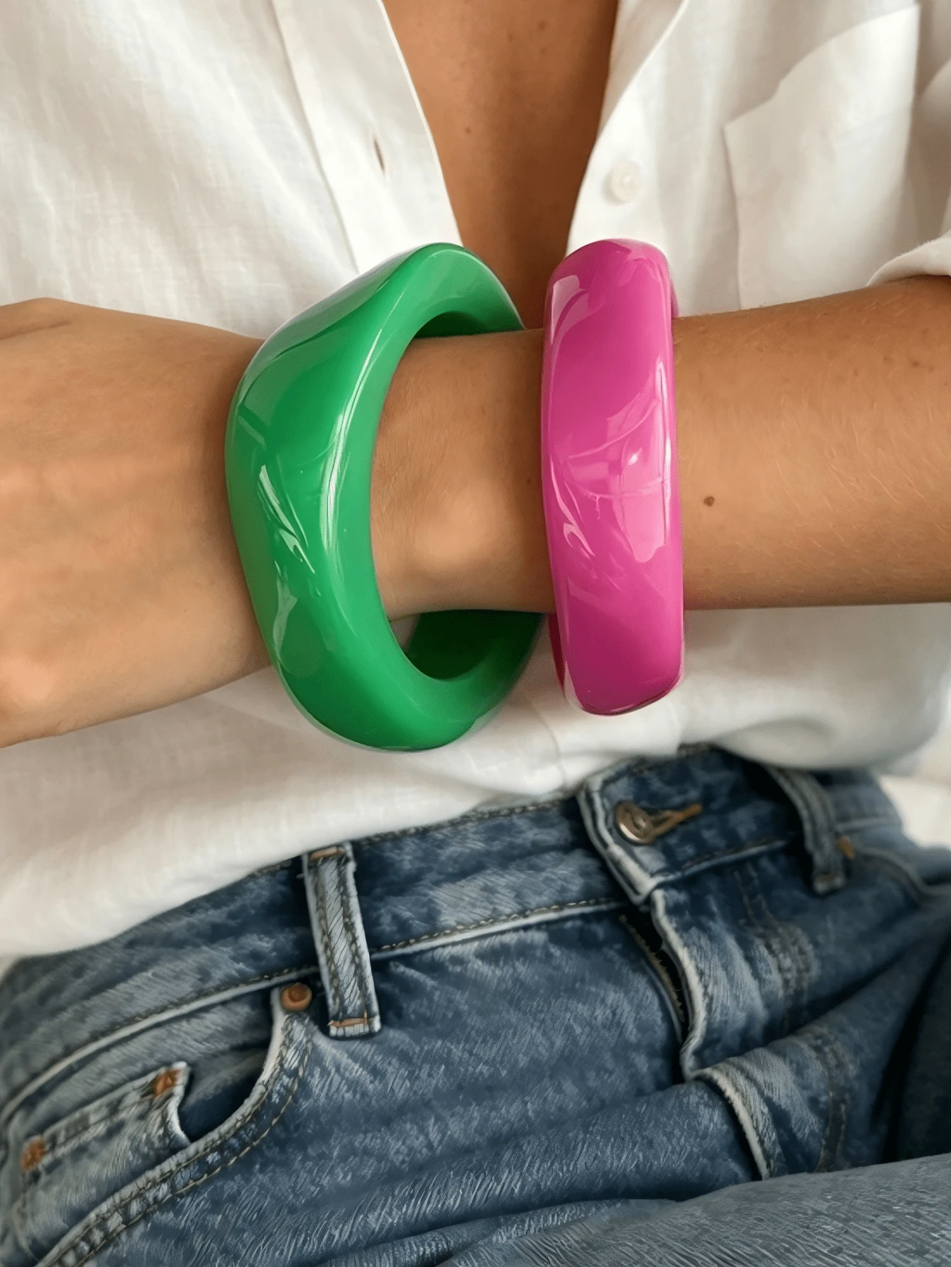 2pcs Exaggerated Asymmetric Square & Round Geometric Acrylic Resin Texture Women's Bracelets, Fuchsia & Green Square & Round Geometric Resin Bracelets, Minimalist Design, Suitable For Daily Casual, Party, Vacation Wear, Bohemian Style Fashion Accessories, Can Be Layered, Perfect Gift For Partner And Family - Multicolor - View 1