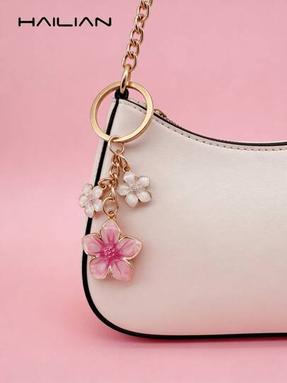 10pcs Sakura Shaped Keychain, Lightweight And Graceful Sakura Design, Suitable For Bag Pendant, Car Key Chain, Couples, Birthday, Holiday Gifts