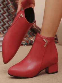 1 Pair Women's Autumn/Winter New Glossy Minimalist Pointed Toe Chunky Heel Ankle Boots With Side Metal Decor And Side Zipper, Versatile For Wedding And Daily Wear - Red - View 4