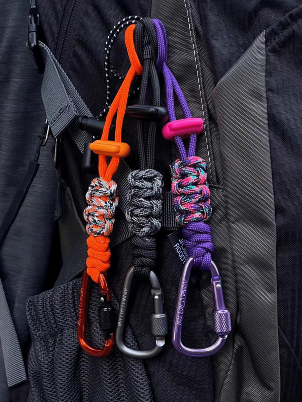 Paracord Braided Outdoor Water Bottle Clip - Portable Hook Strap For Hiking Backpacks, Multifunctional Quick-Release Buckle, Handmade Knotting Rope Suitable For Trekking, Camping, Cycling, Mountaineering, Beach, Camping Essentials