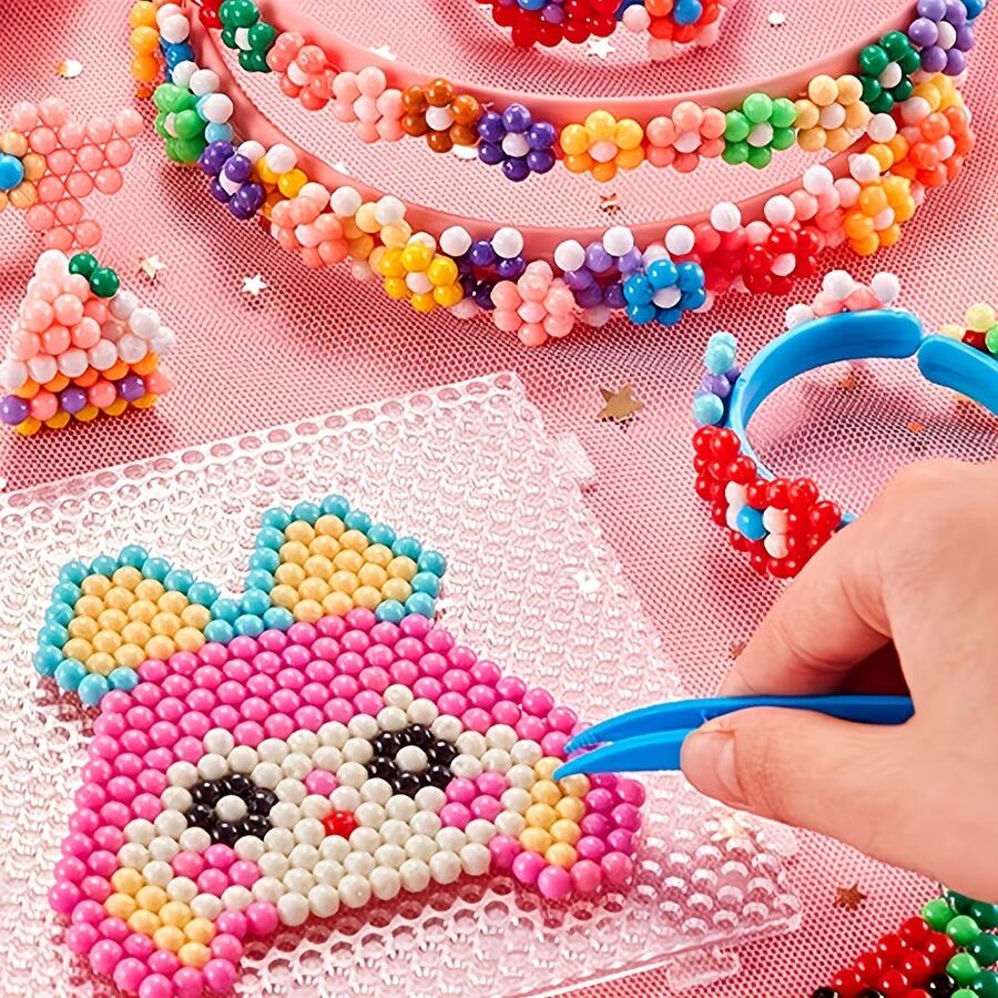 Kit Pembuatan Perhiasan: 3000 Manik Ajaib 24-Grid + Set Alat, Manik Perler Semprot Air, Tidak Perlu Pemanasan, Perekat Semprot Air, Ciptakan Kerajinan Tangan Menakjubkan dengan Manik Ajaib Ini - Cocok untuk Persahabatan, Kerajinan Tangan DIY Cinta, Hadiah Thanksgiving dan Paskah (Warna Aksesori Acak)