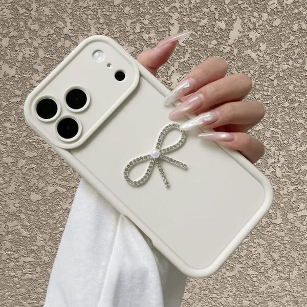 Soft Cream White Solid Color Phone Case, Soft TPU Matte Soft Shell Full Coverage Large Window Lens Frame 3D Rhinestone Pearl Bow Decoration, Ins Minimalist Rich Girl Style, DIY Accessories, Compatible With Apple 17/17 Pro/17 Pro Max, 16/15/14/13/12/Pro/Pro Max, All Series - Apple Phone Case, Phone Case, A55 5G, S24 Ultra Phone Case, Apple 13 Phone Case