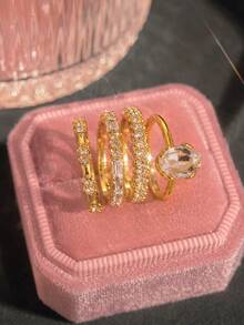 GARMEND 1 Set de 4 Anillos Minimalistas Superpuestos - Cubic Zirconia Brillante, Adecuado para Uso Diario y Fiestas - conjunto de cuatro piezas - Ver 1