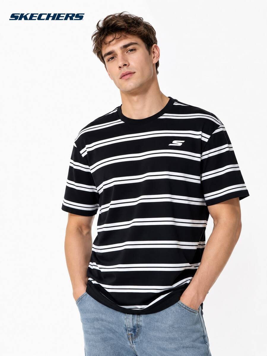 Skechers Kaos oblong lengan pendek longgar bergaris hitam putih unisex dengan logo bordir. - Hitam - View 1