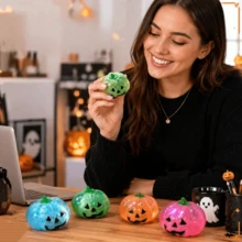 Juguete antiestrés de calabaza de linterna de Halloween para apretar, adecuado para niños y adolescentes, juguete de alivio del estrés de Halloween, juguete de dumpling, regalo de fiesta, regalo de vacaciones, premio de aula, decoración de escritorio, relleno de bolsa de Trick or Treat - Multicolor - Ver 3