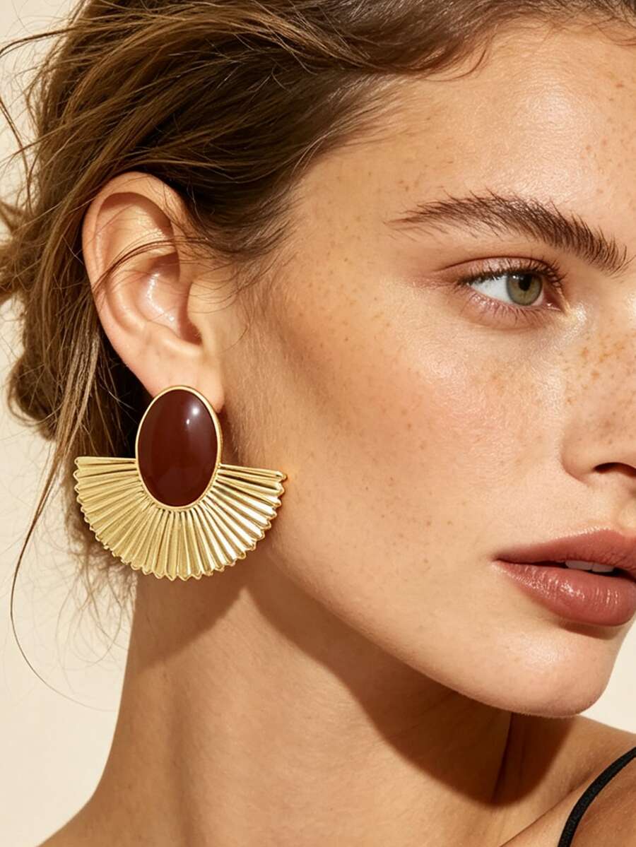 1 Pair Fashionable Retro Elegant Exaggerated Fan-Shaped Oval Stud Earrings, Luxury Vacation Party Banquet Women's - Exaggerated Fan-shaped Oval Stud Earrings - View 1