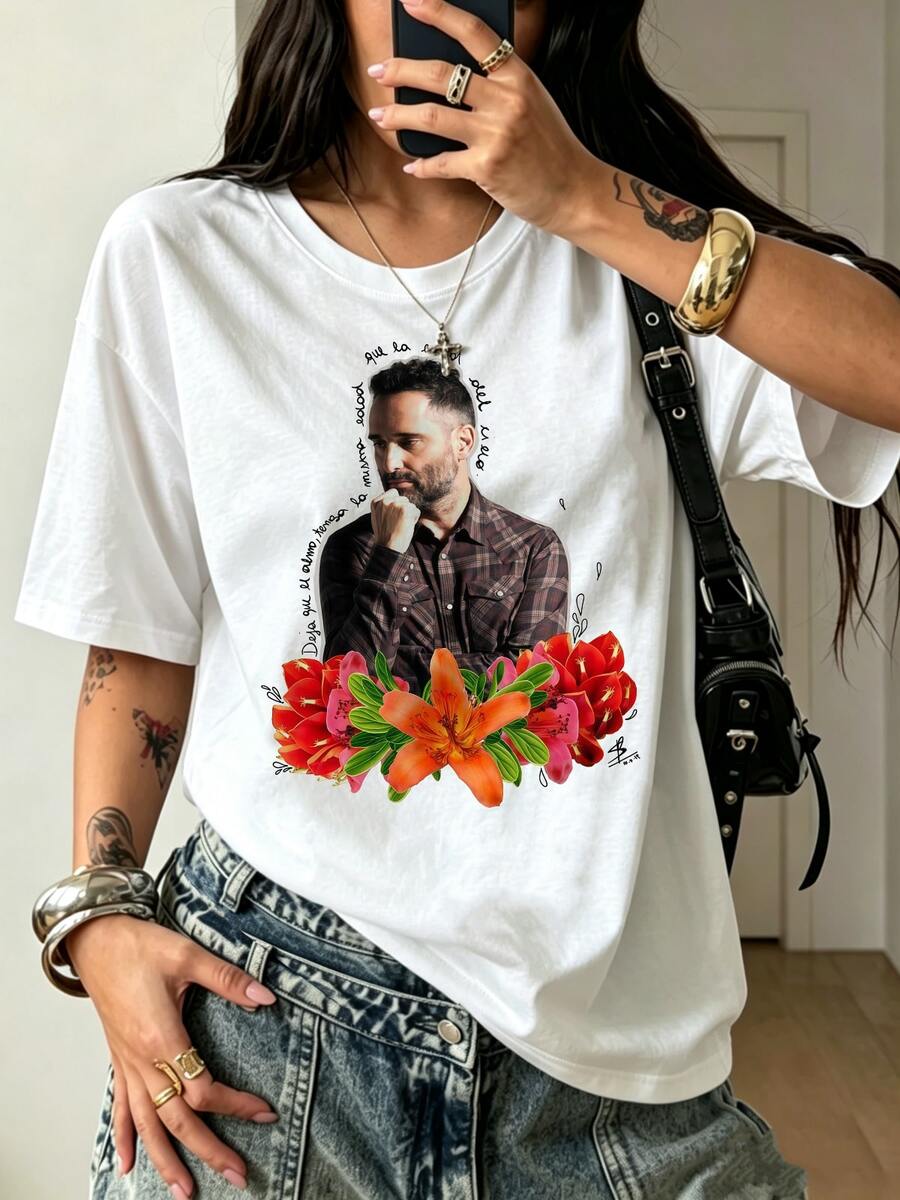Latin Male Singer Floral Handwritten Lyrics Portrait Cotton T-Shirt - 白色 - 查看 1