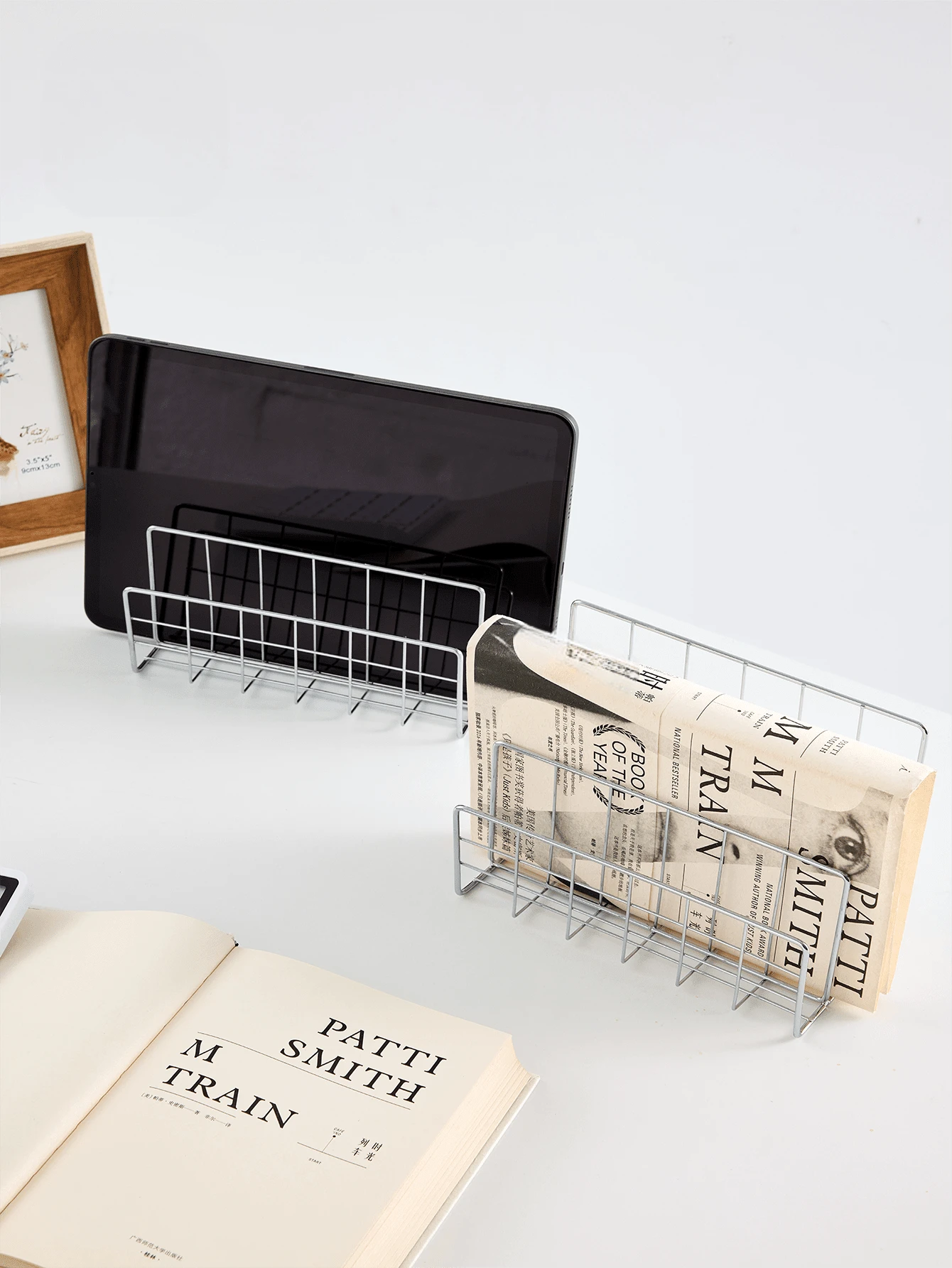 Haus Hana 1pc Modern Minimalist Metal Book Shelf With 3 Storage Baskets, Nordic Style Rectangular Magazine & Newspaper Organizer Box For Home Office Decor,For Back To School