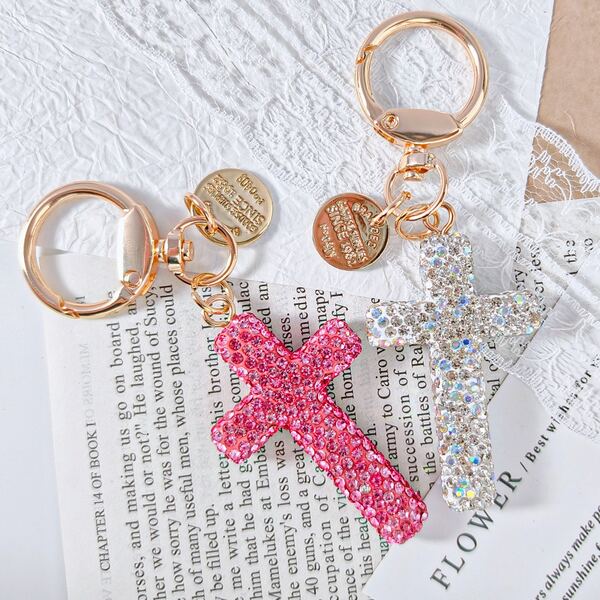 Premium Crystal Rhinestone Cross Car Keychain, Exquisite Bag Charm For Women, Vintage Round Pendant Bling Decor, Suitable For Vehicle Interior Decoration, Gift For Friends On Holidays And Birthdays