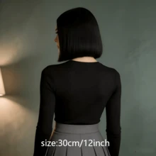 Peruca Bob Preta de 12 Polegadas para Mulheres, Sintética Resistente ao Calor, Divisão Central Sem Franja - Aparência Natural, Adequada para Uso Diário, Cosplay e Tema de Anime - Boné Ajustável - Combina com Todos os Tons de Pele - preto - Visão 8