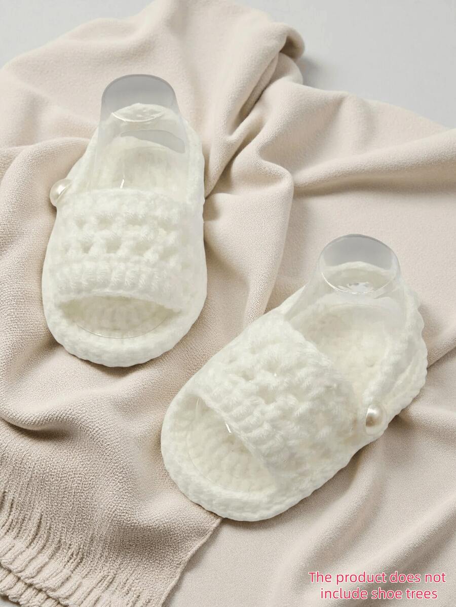1 Pasang Sandal Bayi Rajutan Tangan, Putih, Ujung Terbuka dengan Tali Kancing, Sepatu Bayi Baru Lahir - Putih - View 1