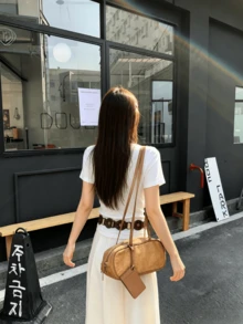 女款針織短袖純色上衣，不對稱百褶胸前設計，標準版型，光滑透氣，秋季時尚單品，白色夏季款 - 白色 - 查看 9