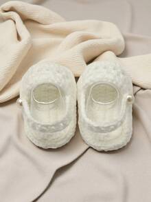 1 Pasang Sandal Bayi Rajutan Tangan, Putih, Ujung Terbuka dengan Tali Kancing, Sepatu Bayi Baru Lahir - Putih - View 6