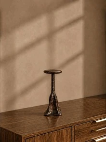 1pc Retro Silver Candlestick, High And Low Combination Fine Column Shape, Hammer Texture Texture Tray Base Details, Long Candle Atmosphere Decoration Items, Living Room, Dining Table, Bedroom, Wedding Party, Festival Celebration Scene - Bronze Hill - View 7