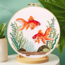 手工DIY刺繡套件 20x20cm/7.9x7.9英吋 水下動物 初學者適用 包含刺繡布、說明書、刺繡繃框與針線 適合送給朋友或家人的節日禮物 裝飾性手工藝術品 - A - 查看 7