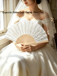 1pc Vintage Style Lace Decorated Women's Fan, Bridal Shower Decor, Wedding Photo Prop, Atmosphere Creator, Daily Photo Prop, Perfect For Matching With Bridal Gown. Can Create A Romantic Wedding Atmosphere And Also Serve As An Exquisite Decorative Item - Vintage Style Lace Decorated Women's Fan - View 4