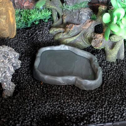 1pc Realistic Rock-Textured Reptile Water Dish, Resin Shallow Water Bowl, Suitable For Lizard, Turtle, Snake Terrarium Drinking And Bathing Decoration
