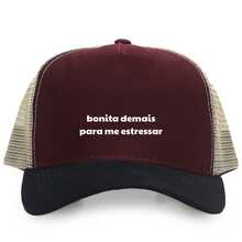 Boné Trucker Rede Telinha Unissex Estampado Frase "Bonita Demais Para Me Estressar" Engraçado Chapéu Casual Básico Ajustável Sol Férias - bordô - Visão 1