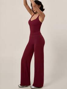 TimeOff Conjunto deportivo de mujer de un solo color con camiseta de tirantes de espalda nadadora con relleno extraíble y pantalones de cintura alta de pierna ancha - Rojo - Ver 8