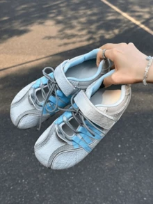 Korean Style Breathable Mesh Lace-Up & Hook-And-Loop Dual Closure Light Gray Blue Colorblock Commuter Versatile Flat Women's Shoes - Baby Blue - View 5