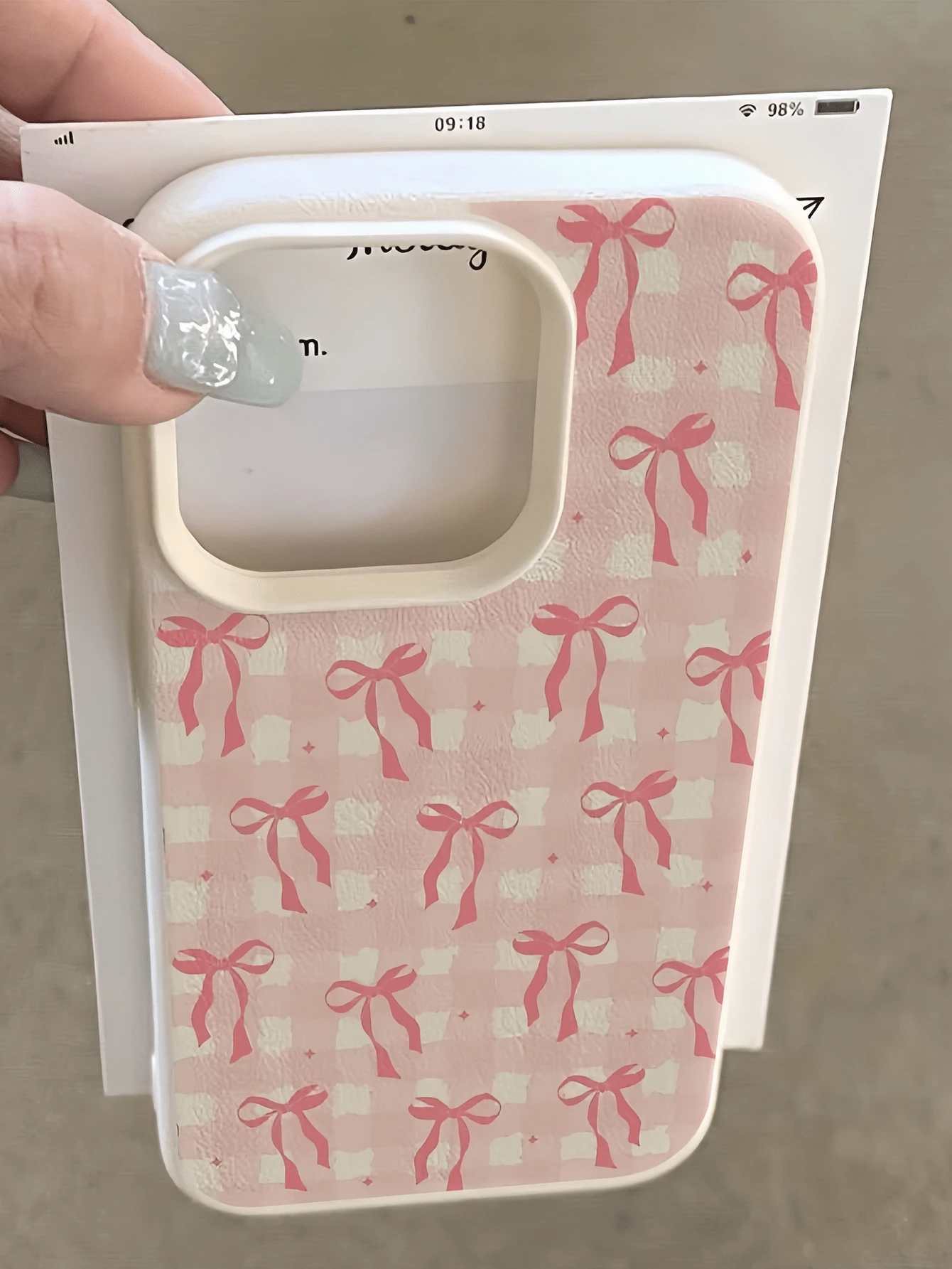 1件 白色棋盤格蝴蝶結極簡風個性化 TPU 防摔全包手機殼,適用於 Apple 17 16 15 14 13 12 11 Pro Max 保護殼,亦適用於 系列 - 彩色 - 查看 1