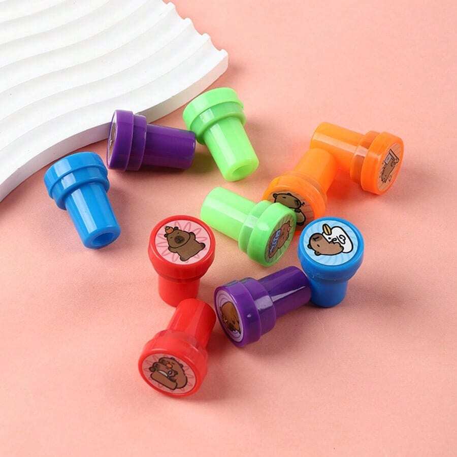 可愛水豚卡通印章 多種表情自動出墨小圓章 學生手帳DIY裝飾文具 - 彩色 - 查看 1