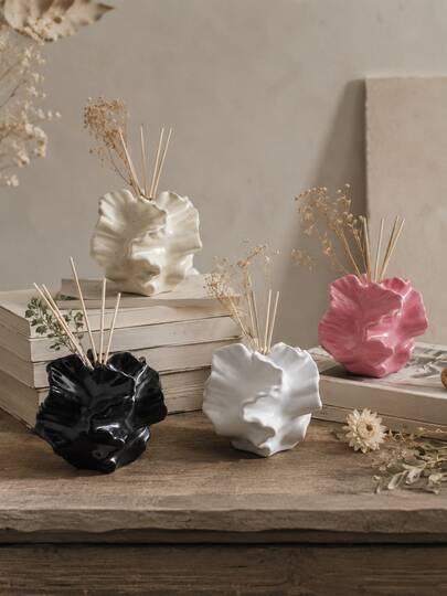 1pc Irregular Ruffled Petal Reed Diffuser Bottle, Multi-Color Wavy Texture Empty Aromatherapy Vessel, Mini Art Tabletop Ornament, Dried Flower Display Decor Housewarming Fragrance Gift