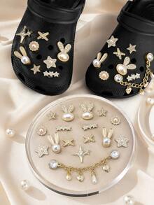 16PCS Gold Bunny Star Shoe Charms Set, Pearl Rhinestone Chain DIY Decoration Accessories, Cute Elegant ABS Charms For Clogs Sandals Shoes, Women Girls - Gold - View 2
