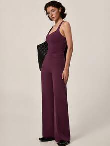 TimeOff Conjunto deportivo de mujer de un solo color con camisola de espalda nadadora con relleno extraíble y pantalones de cintura alta y pierna ancha - Morado - Ver 7
