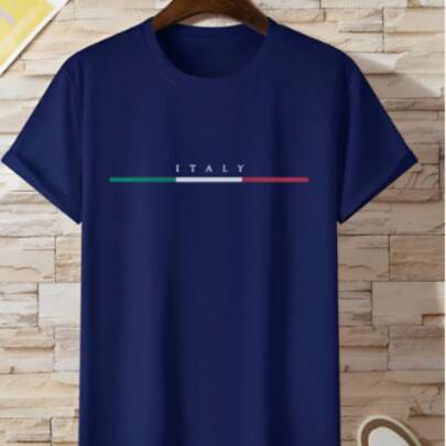 Camiseta masculina azul marinho de algodão com gola redonda e estampa da bandeira da Itália, ideal para uso casual diário.