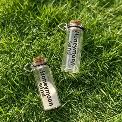 Honeymoon Souvenir Unique Wedding Travel Gift Small Sand Bottle, Bride Gift, Couple Gift, Beach Honeymoon Memento