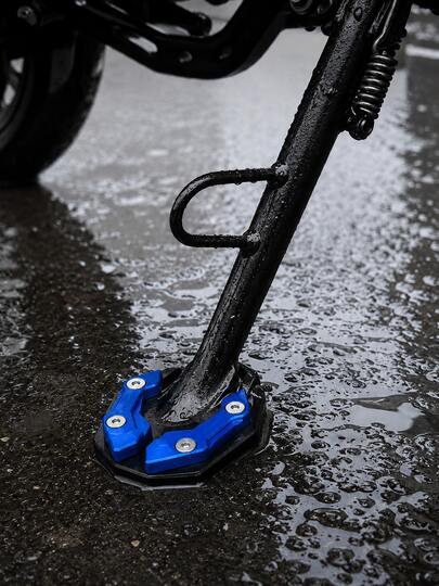 Aluminum Accessories For Electric Motorcycle And Scooter Modification, Support Base, Side Bracket And Gold Auxiliary Side Kickstand With Enlarged Foot Pad, Thickened Material, Universal For Multiple Models, The Perfect Choice For Your Vehicle