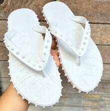 CL"Classic Retro 3D Riveted Red-Bottom Flip-Flops, Couple Beach Flat Toe Sandals, Casual Slip-Resistant Comfortable Flip-Flops - 白色雙釘 - 查看 2