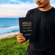 Bíblia Sagrada  Letra Média Com Harpa e Corinhos Palavras De Jesus Em Vermelho (PRETA LUXO) - Preto - Visão 9