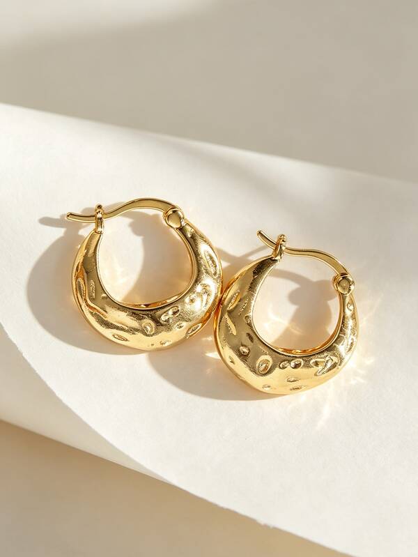 Charm-In 18K Gold Plated Copper Hammered Crescent Chunky Huggie Hoop Earrings Minimalist Jewelry For Office Daily Commute