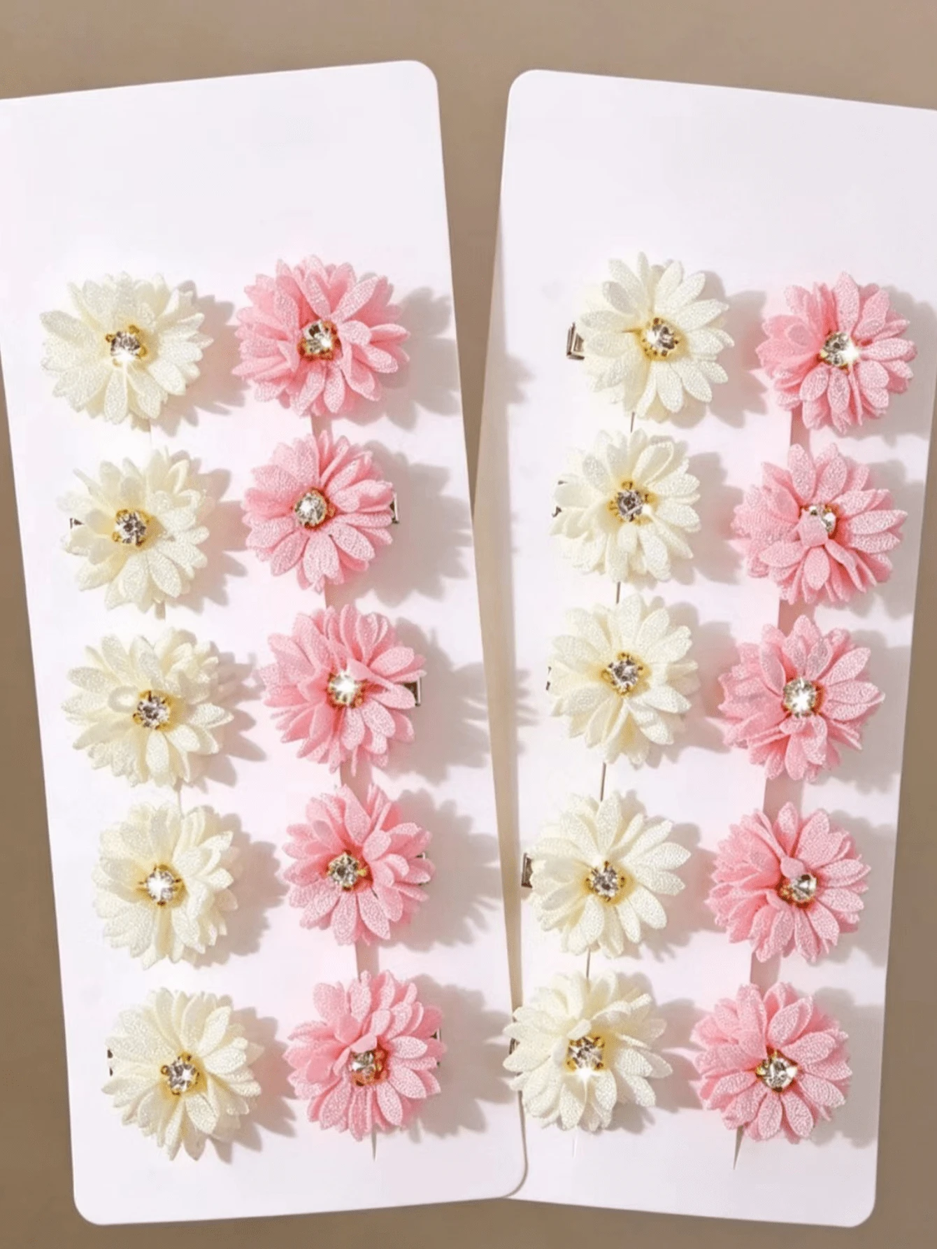 10pcs Pink And Beige Daisy Shaped Rhinestone Hair Clips, Suitable For Women, Used To Fix Side Hair. Simple Design, Versatile Use, Harmless To Hair. Duck-Shaped Hair Clips, Can Be Used To Fix Side Hair Or As Hair Accessories. Perfect For Daily Wear, Also Suitable As Gifts - Multicolor - View 1